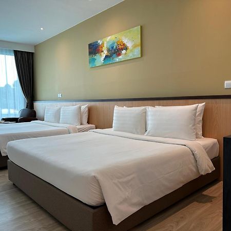 Hotel 7 Suria Кота-Кинабалу Экстерьер фото